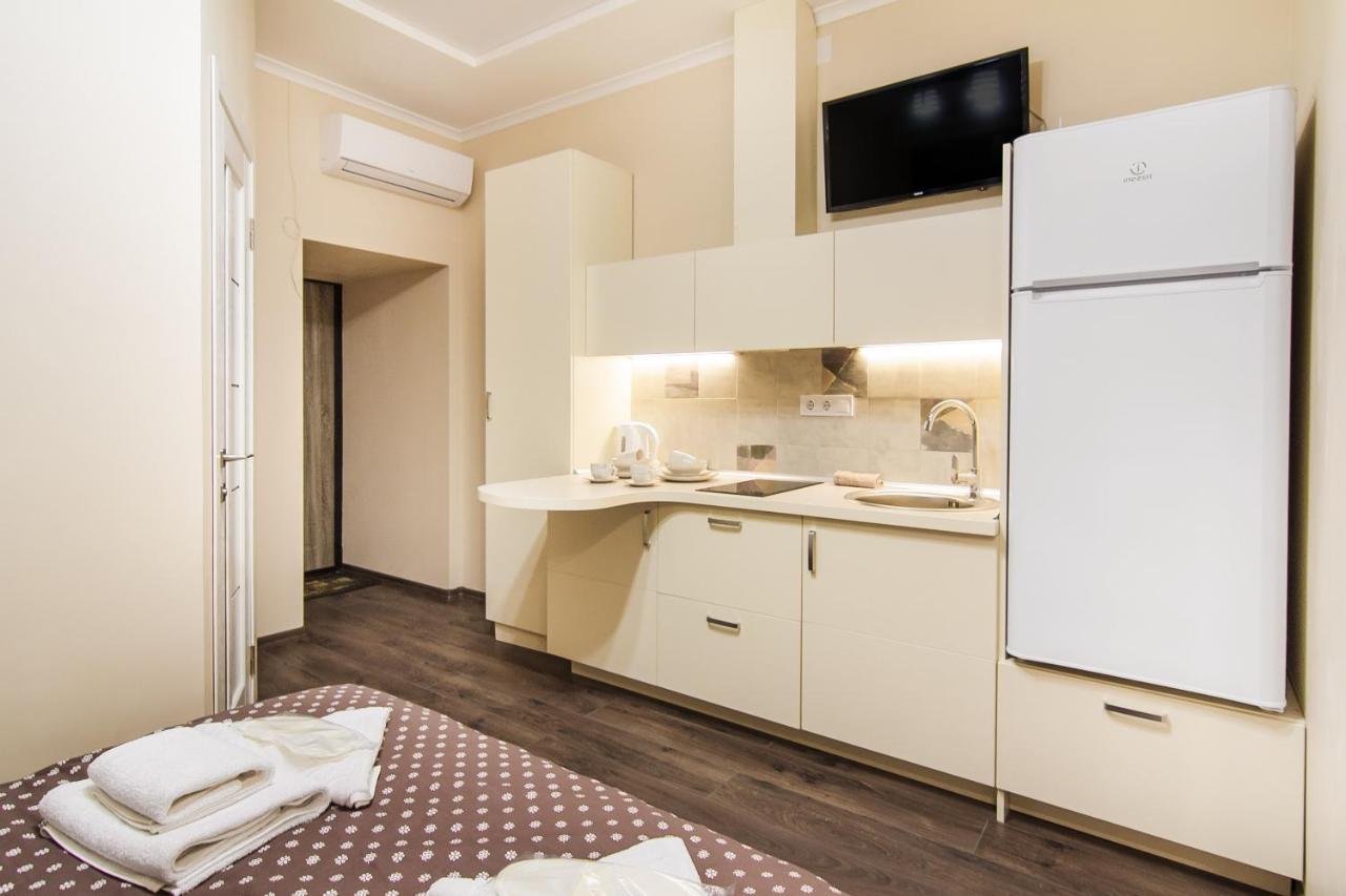 Rose D'Opera Hotel Odessa Exteriör bild